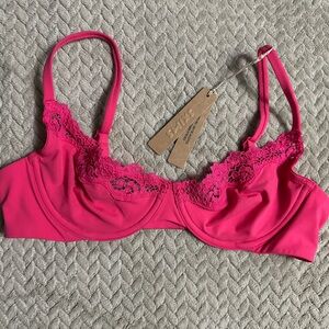 SKIMS Vibrant Pink Lace Bra